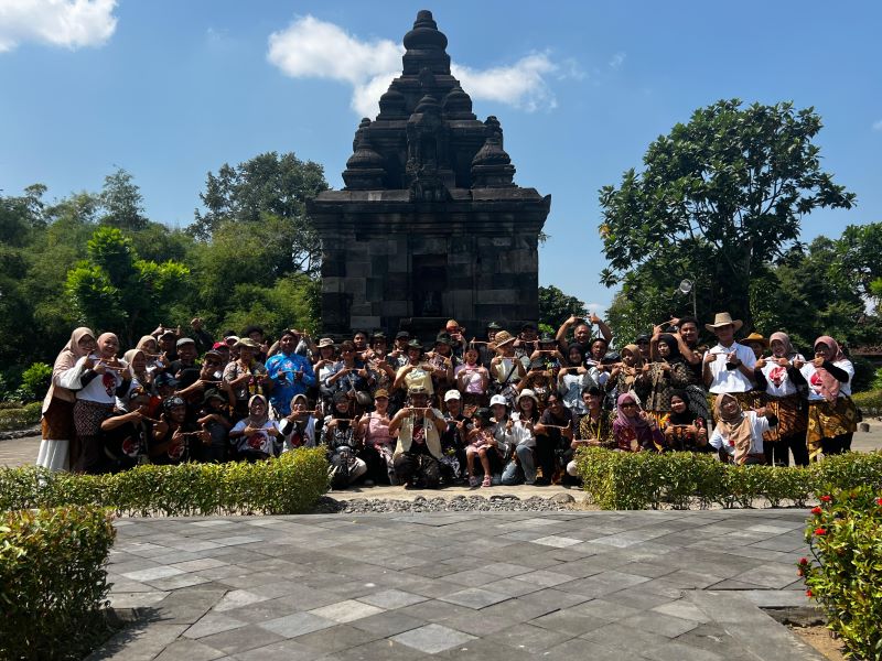 Himpunan Mahasiswa Vokasi Inggris Universitas Gadjah Mada (HIMAVI UGM) menggelar program