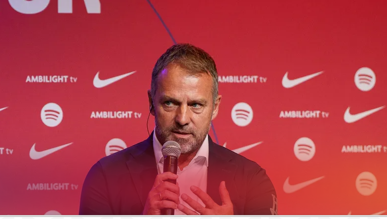 Hansi Flick saat diperkenalkan secara resmi oleh Barcelona (fcbarcelona.com)