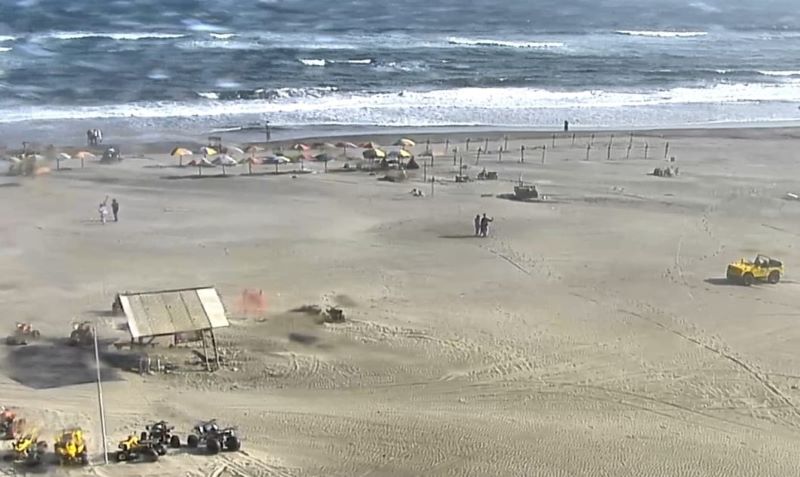 Suasana Pantai Parangtritis, yogyakarta, Senin (29/7/2024).