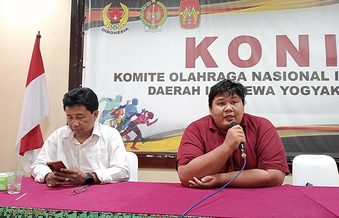 Ketua Pengda PJSI DIYToga Pramandita saat bincang-bincang di KONI DIY.Rizky Wahyu/Radar Jogja