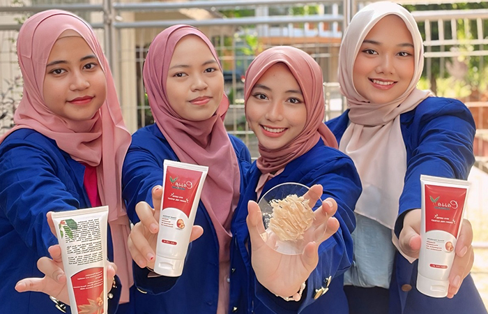 INOVATIF: Tim mahasiswa UNY berhasil mengkreasikan limbah kulit kopi menjadi lulur alami.