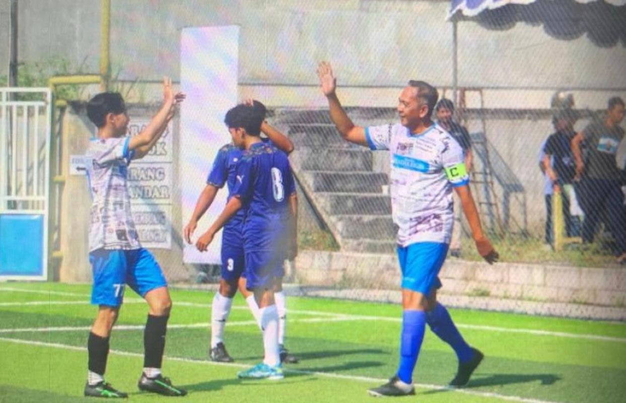 Kapten tim Asten Askreng Radar Jogja A Ananto Priyatno saat merayakan gol pertama bagi tim