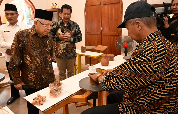 TURUN LAPANGAN: Wakil Presiden RI Ma
