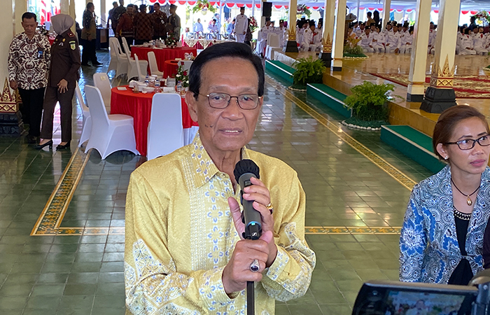 ANTISIPASI: Gubernur DIY Hamengku Buwono X saat ditemui di Kompleks Kepatihan, (19/8).Agung Dwi Prakoso/Radar Jogja.