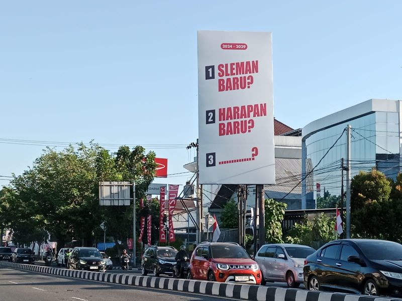 Baliho pilkada yang bertebaran di kabupaten Sleman