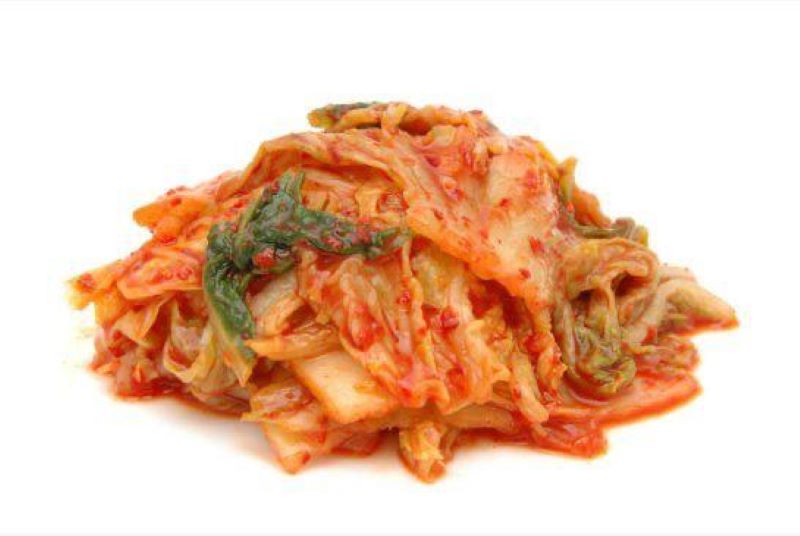 Sawi Putih makanan sehat yang bisa dimasak hanya menggunakan garam lalu ditambah chili oil.