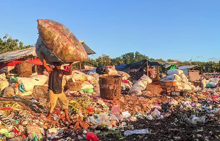 PENUH: Kondisi TPA Wukirsari, Kalurahan Baleharjo, Wonosari, Gunungkidul yang dipenuhi tumpukan sampah. &nbsp;