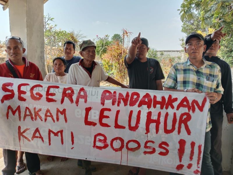 Warga di Padukuhan Bantulan, Margokaton, Seyegan meminta relokasi Makam Si Jambu