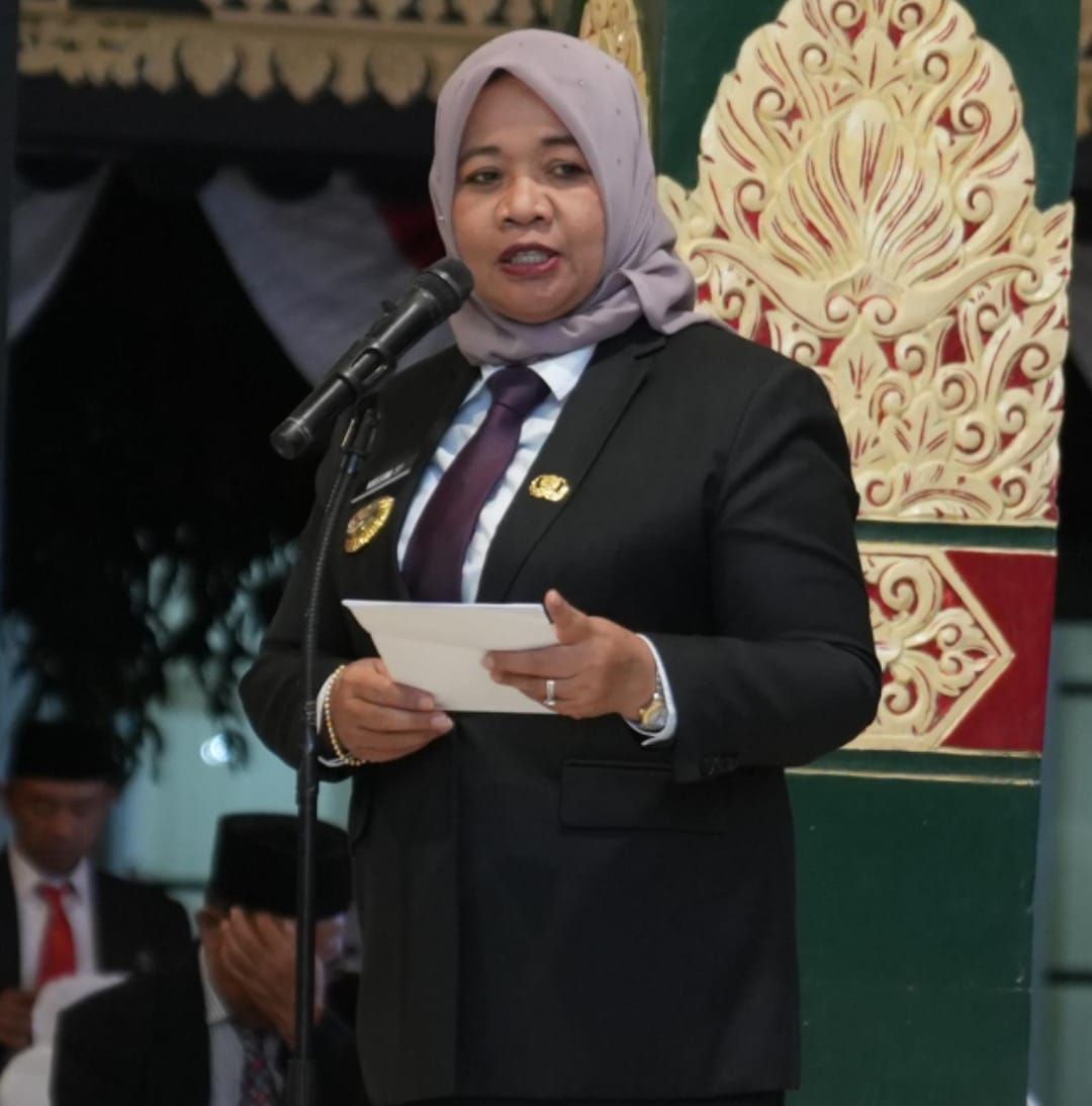 PEDULI PETANI: Bupati Sleman Dra Hj. Kustini Sri Purnomo.