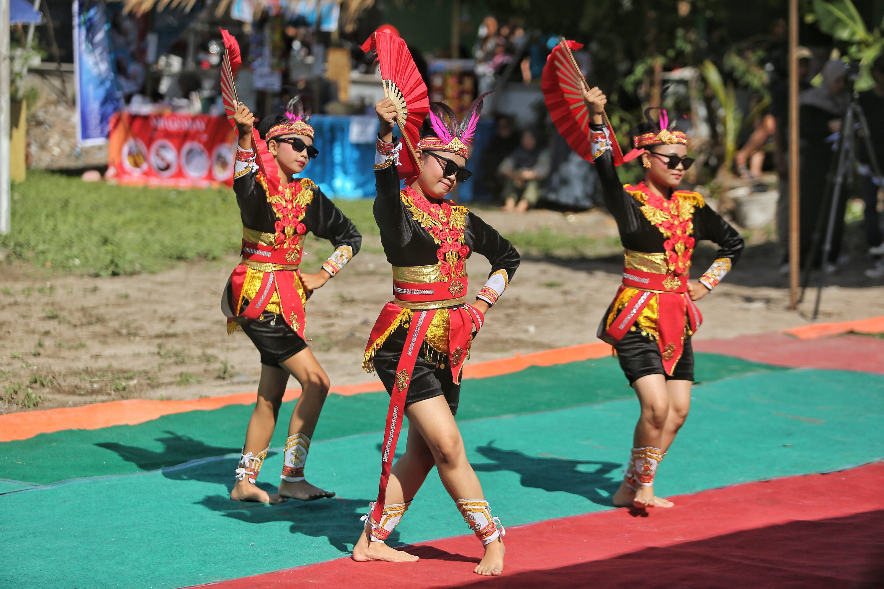 Kegiatan bertajuk Atraksi Seni digelar di Kampung Kerajinan Keparakan Kidul, Mergangsan, Kota Yogyakarta. Acara dipusatkan di Pendapa Ruang Terbuka Hijau Publik (RTHP) Keparakan Kidul.(ELANG KHARISMA)