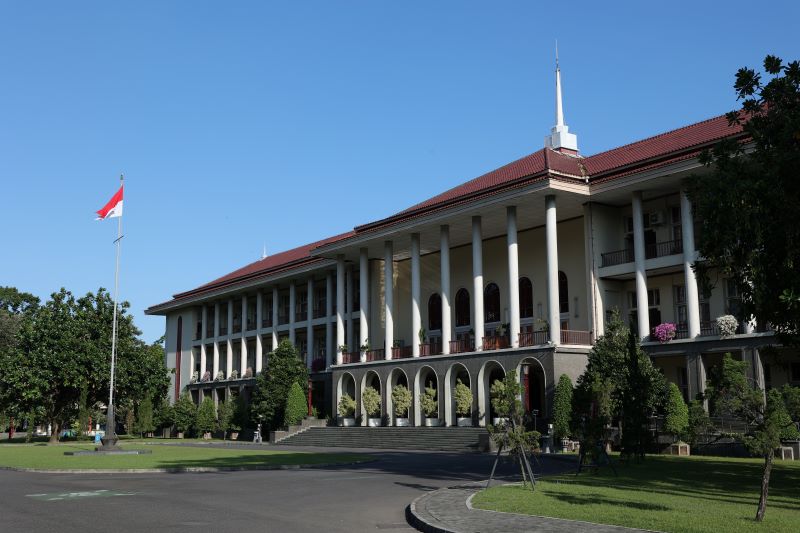 Gedung Pusat atau Balairung UGM menjadi simbol untuk menyelamatkan demokrasi Indonesia