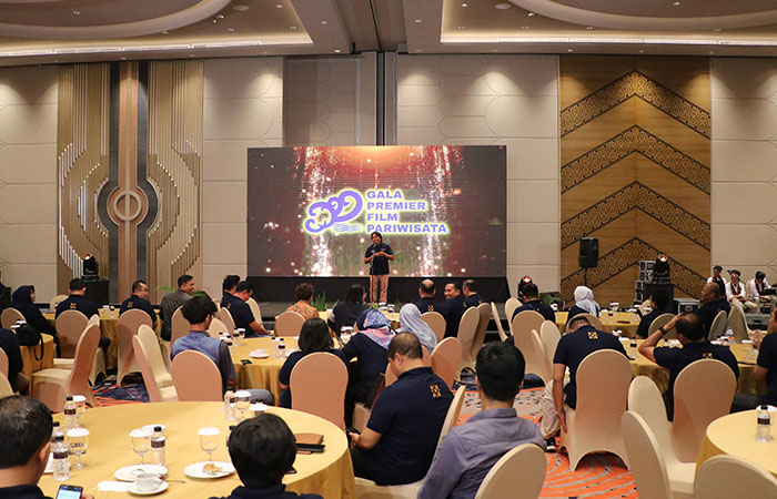 ANTUSIAS: Tamu undangan saat menonton film promosi pariwisata Kulon Progo saat Gala Premiere Film Promosi Pariwisata kemarin (25/7).
