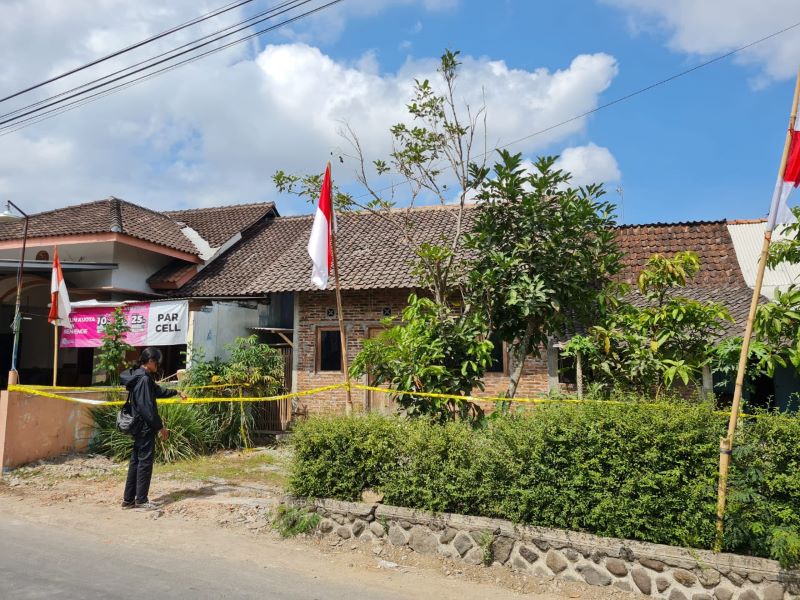 TKP: Sebuah rumah di RT 4/RW 4 Paremono, Mungkid digunakan untuk mengoplos miras.