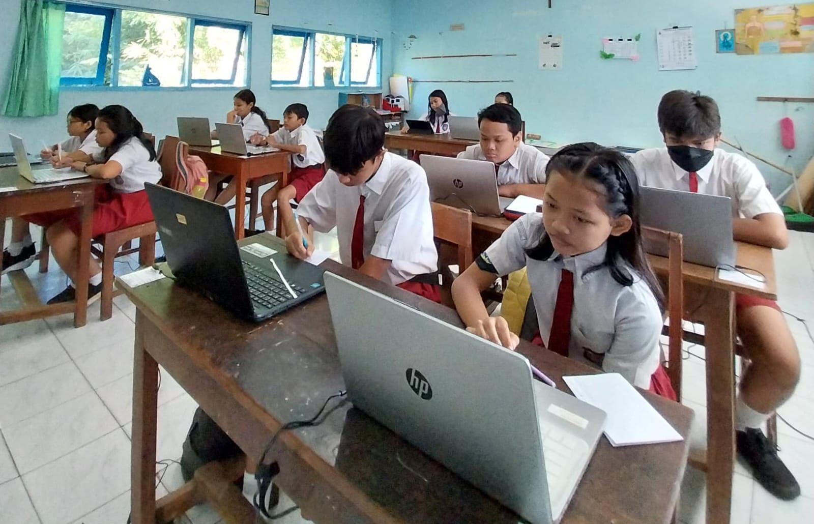 ILUSTRASI Sejumlah pelajar sekolah dasar (SD) sedang mengikuti kegiatan Asesmen Standardisasi Pendidikan Daerah (ASPD) berbasis komputer beberapa waktu lalu   (GUNAWAN/Radar Jogja)