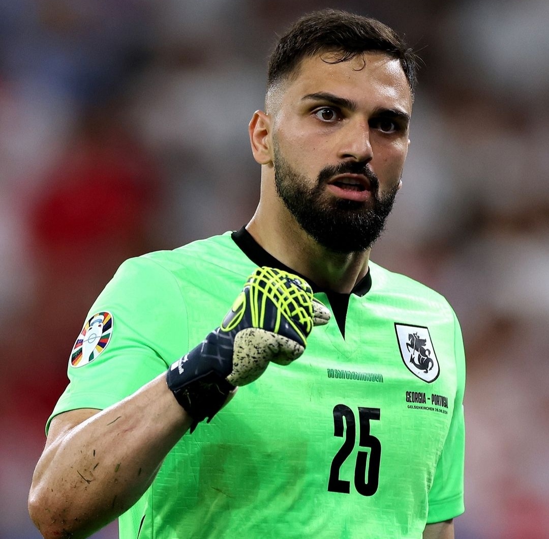 Giorgi Mamardashvili jadi rekrutan pertama Liverpool dibawah naungan Arne Slot (ig liverpoolfc)