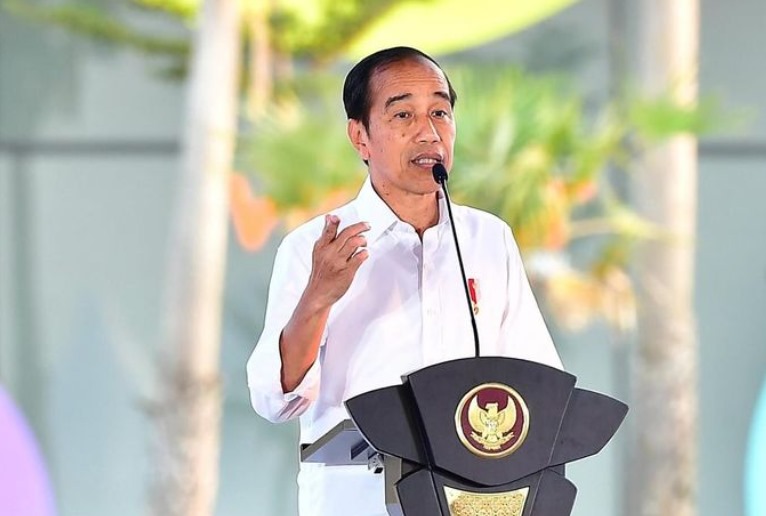Jokowi ketika meresmikan kawasan industri terpadu Batang (KITB).   (instagram/jokowi)