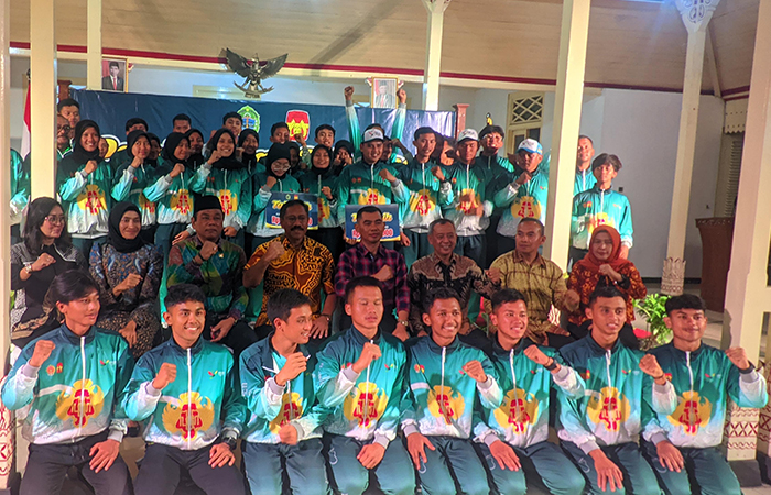 Pamitan dan pelepasan puluhan atlet Gunungkidul untuk berangkat ke PON XXI Aceh-Sumut 2024.Andi May/Radar Jogja