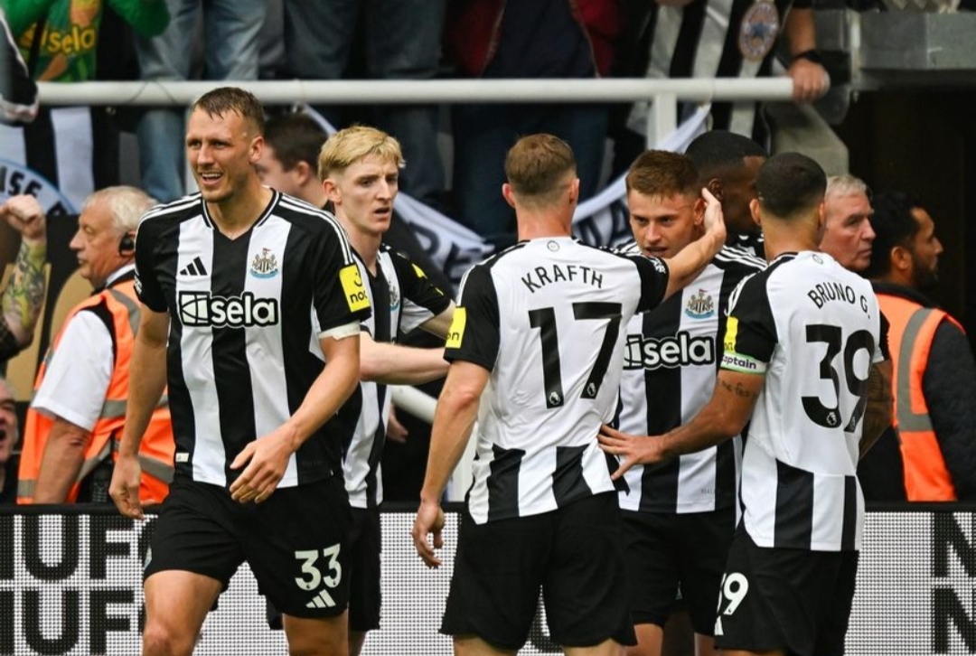 Selebrasi penggawa Newcastle United usai Havrvey Barnes mencetak gol ke gawang Tottenham Hotspurs (ig nufc)
