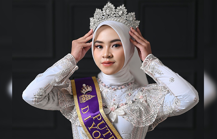 Yessi Enggar Nuning Sawitri.Dokumen pribadi
