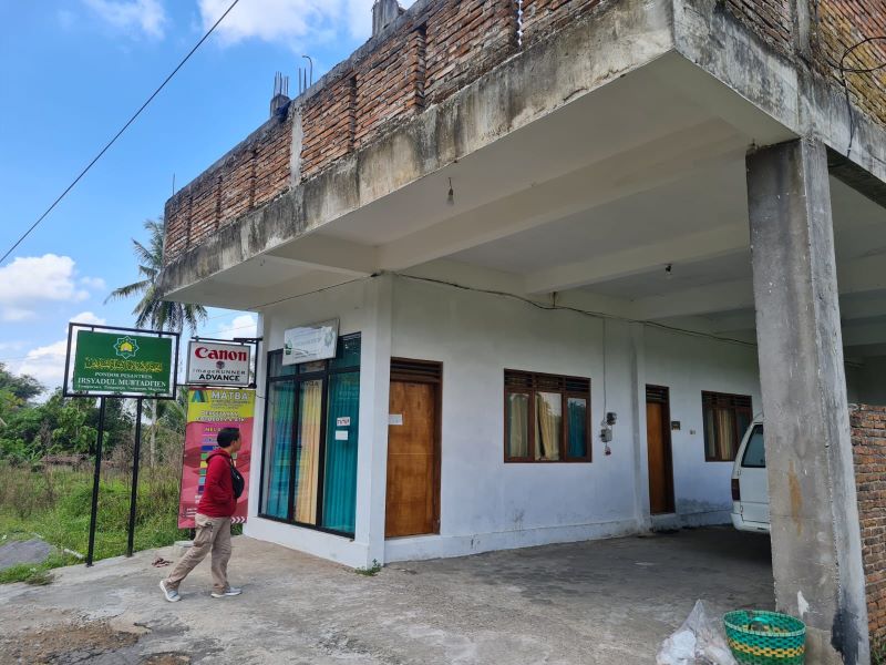 SEPI: Begini suasana ponpes yang dikelola oleh&nbsp;AL, tersangka kasus tindak pidana kekerasan seksual.