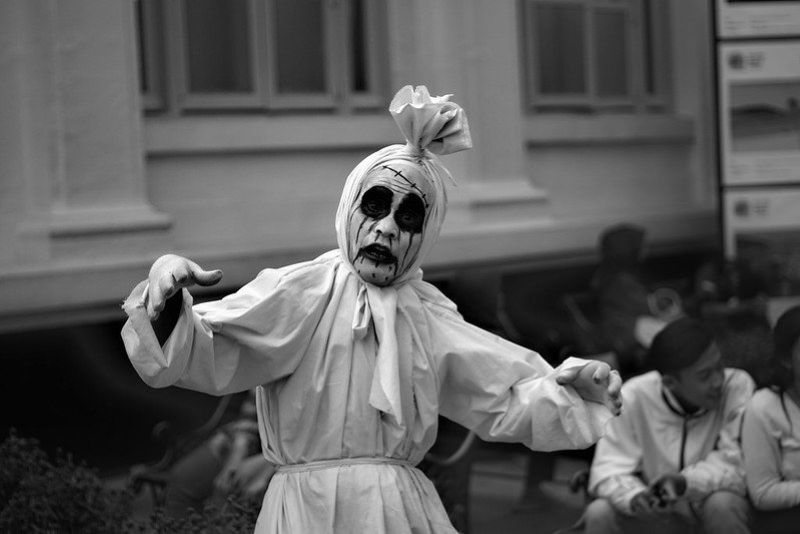 Ilustrasi hantu pocong.