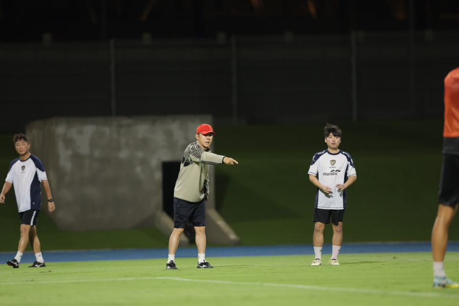 Shin Tae-yong pimpin langsung latihan timnas Indonesia di Arab Saudi (PSSI)
