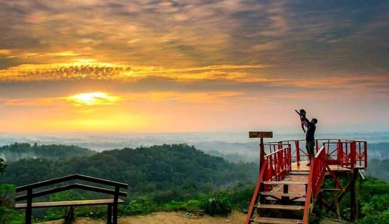 Bukit Cinta Prahu Bayat, Klaten.