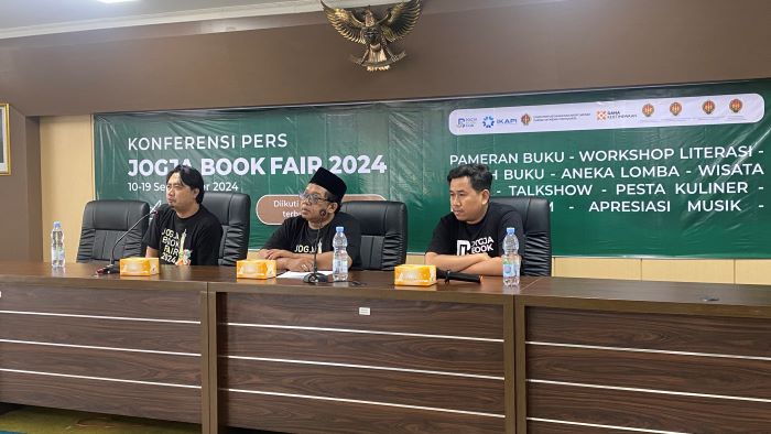 Konferensi Pers Jogja Book Fair 2024 di Kantor DPAD DIY Jumat (9/6/2024).