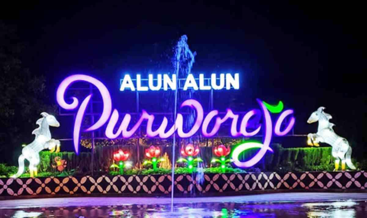 Alun-Alun Purworejo Sumber : google/Autorin
