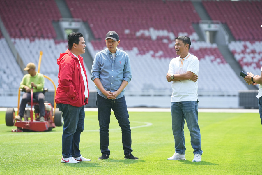 Ketua Umum PSSI, Erick Thohir tinjau langsung Stadion Utama Gelora Bung Karno (SUGBK). (PSSI)