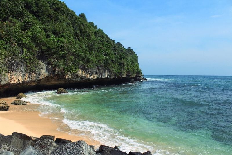 Pantai tersembunyi di Jogja.