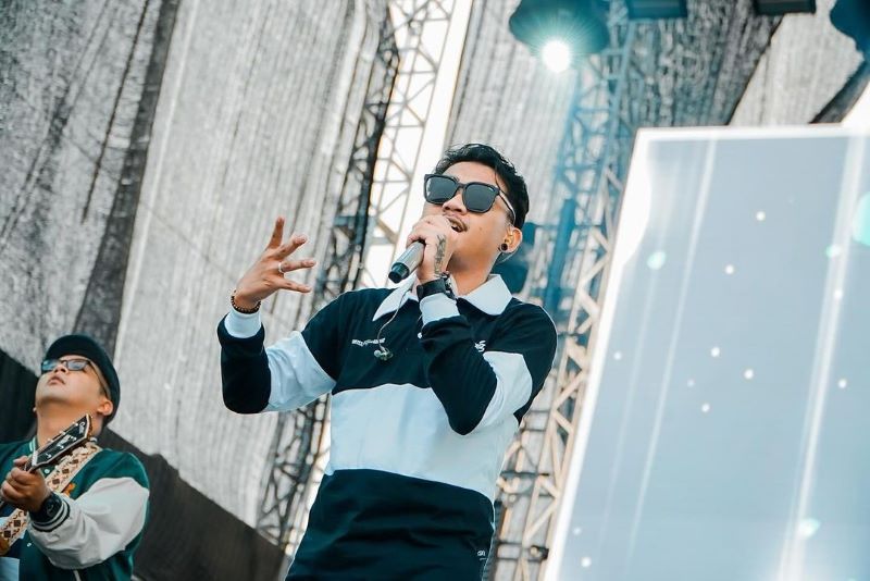 Penyanyi dangdut Gilga Sahid saat tampil di Grage City Mall, Cirebon, beberapa waktu lalu.