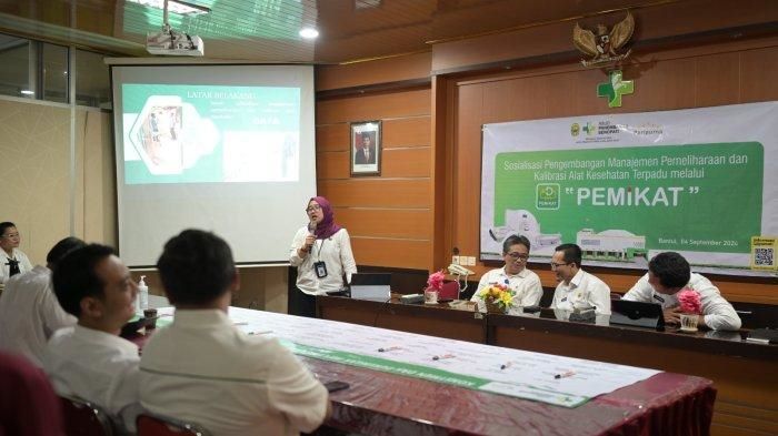 HAL BARU: Siti Rahayuningsih menyosialisasikan Pemikat di lingkungan RSUD PS.