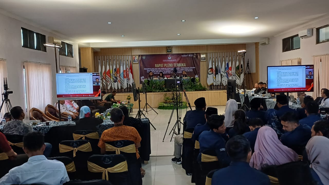 Rapat pleno penetapan DPT untuk Pilkada Serentak 2024 di Kabupaten Purworejo, Rabu (18/9).