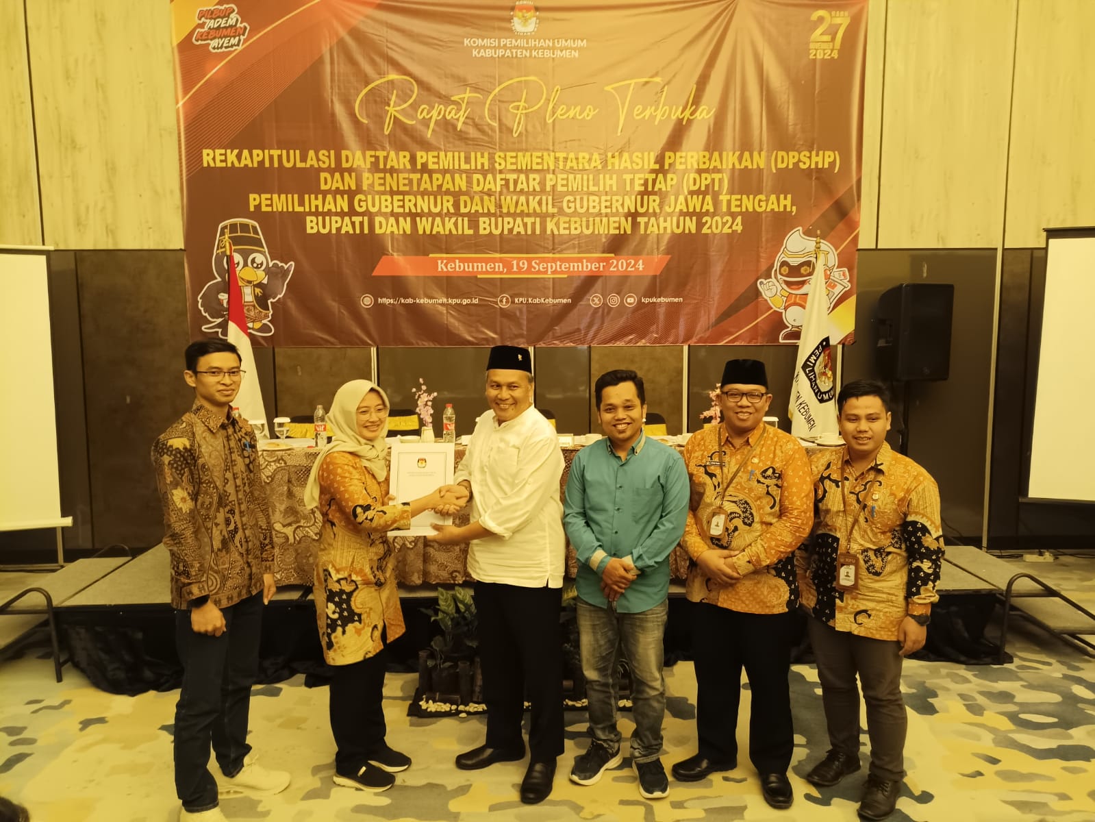 MENUJU PILKADA : KPU Kebumen menggelar rapat pleno tentang penetapan daftar pemilih tetap untuk Pilkada 2024.