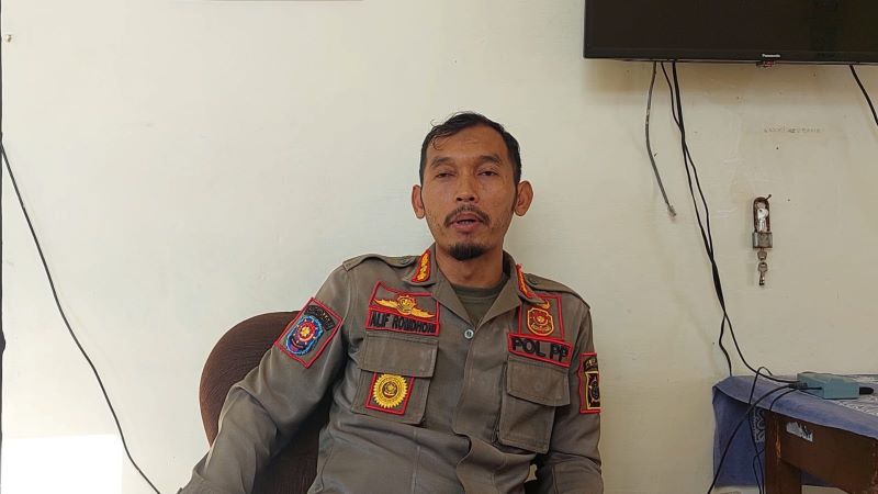 Kepala Bidang Ketentraman dan Ketertiban Umum Satpol PP Kulon Progo Alif Romdhoni di kantornya, Jumat (20/9/2024).
