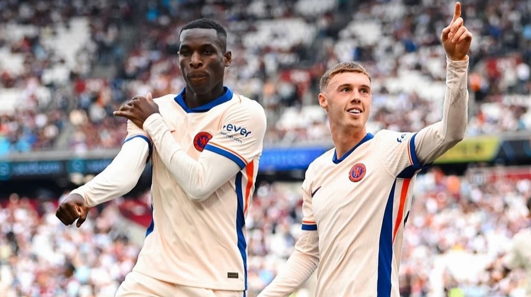 Selebrasi dua pencetak gol Chelsea dalam kemenangan atas West Ham, Nicolas Jackson dan Cole Palmer (ig chelseafc)