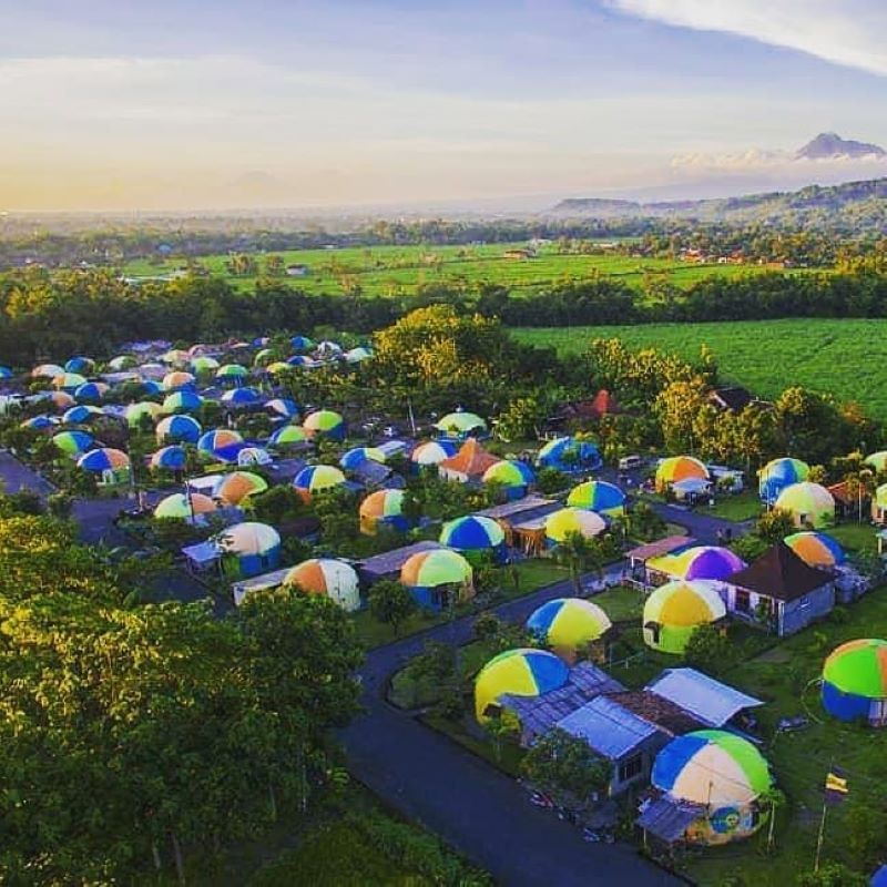 Desa Wisata Rumah Domes Sumber : https://visitingjogja.jogjaprov.go.id/