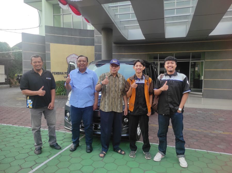 Penerjunan mahasiswa dan dosen Universitas AKPRIND Indonesia program PPM