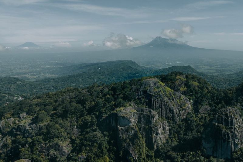 Pesona alam Gunung Api Purba Nglanggeran, Gunungkidul, DIY.
