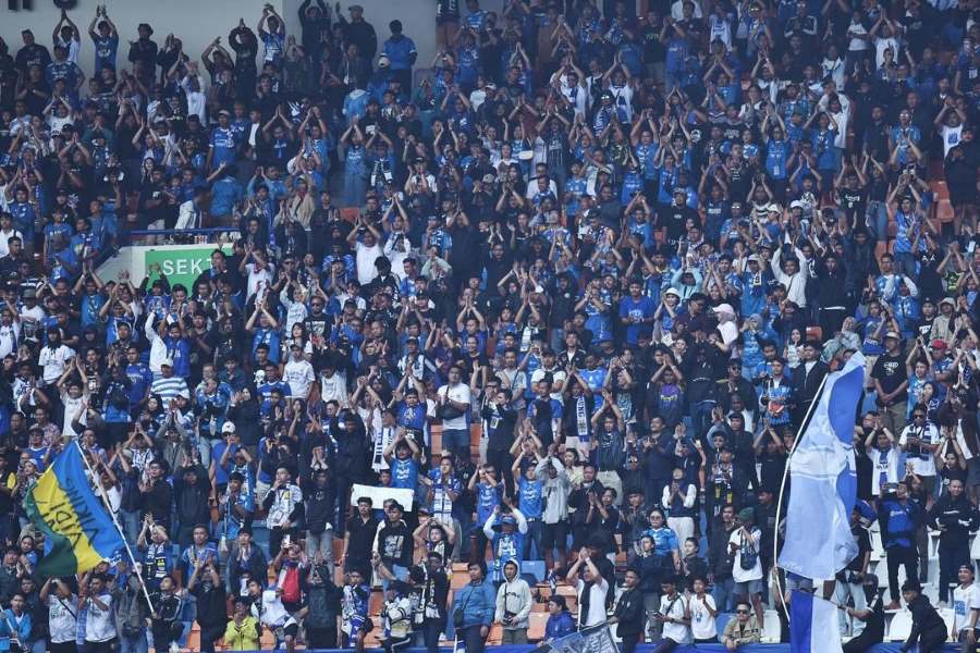 Suasana suporter Persib Bandung (IG@dimasdrajad)