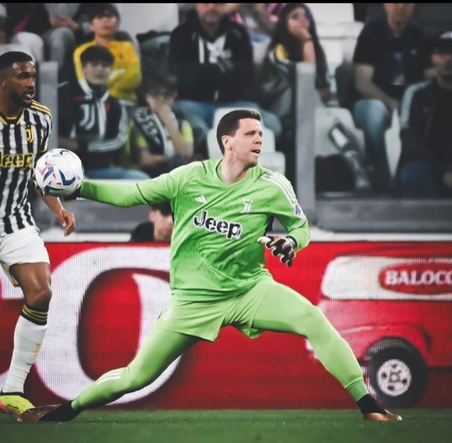 Wojciech Szczesny jadi rekrutan Barcelona
