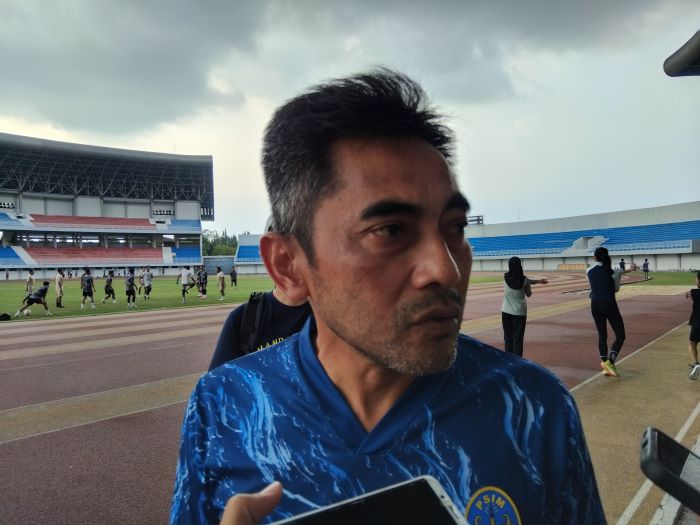 Pelatih Kepala PSIM Jogja Seto Nurdiyantara