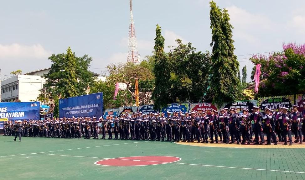 TANTANGAN - Sebanyak 131 perwira muda pelayaran resmi dikukuhkan oleh STIMARYO dalam acara Bon Voyage Perwira Muda Pelayaran pada Sabtu (28/9/2024)  (GUNAWAN/Radar Jogja)
