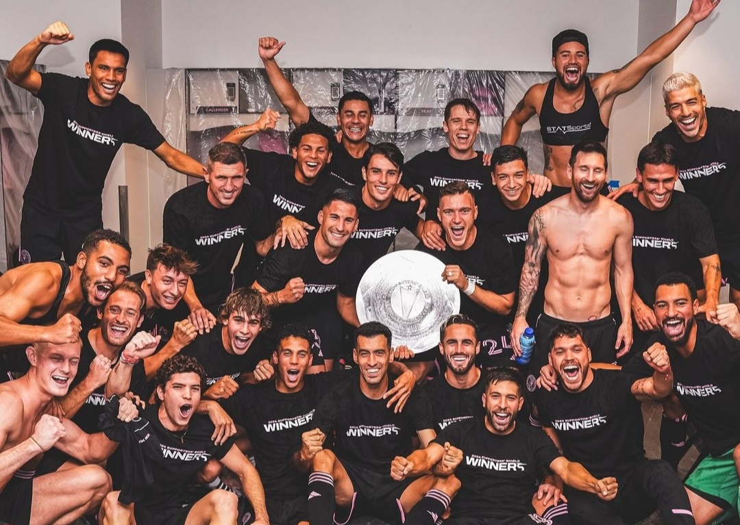 Inter Miami amankan gelar Supporters Shield setelah kemenangan comeback atas Columbus Crew pada pekan ke-32 MLS (intermiamicf)