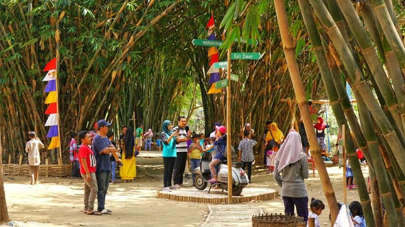 Suasana di Pasar Kebon Empring Piyungan Bantul.