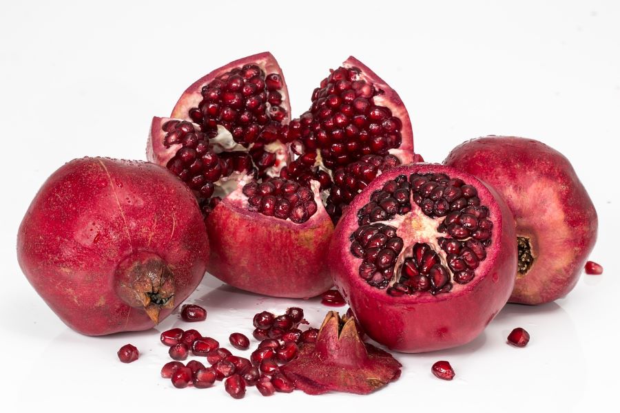 Buah delima ( pixabay)