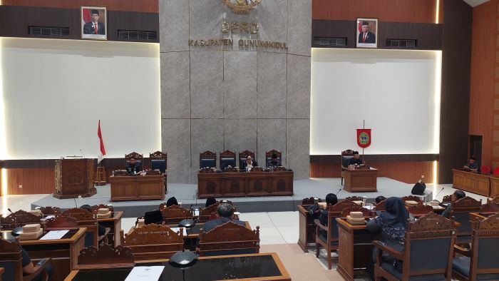 Gedung rapat paripurna DPRD Gunungkidul.
