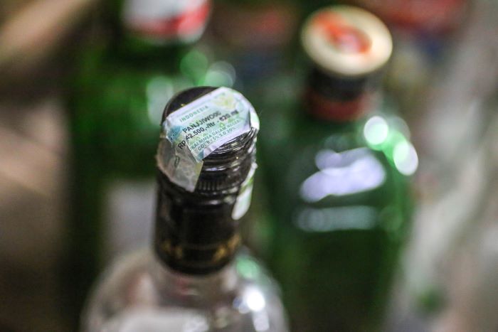 Peredaran dan penjualan minuman keras di DIY semakin mudah ditemui. Padahal, setiap daerah di DIY memiliki Perda yang mengatur soal penjualan miras.