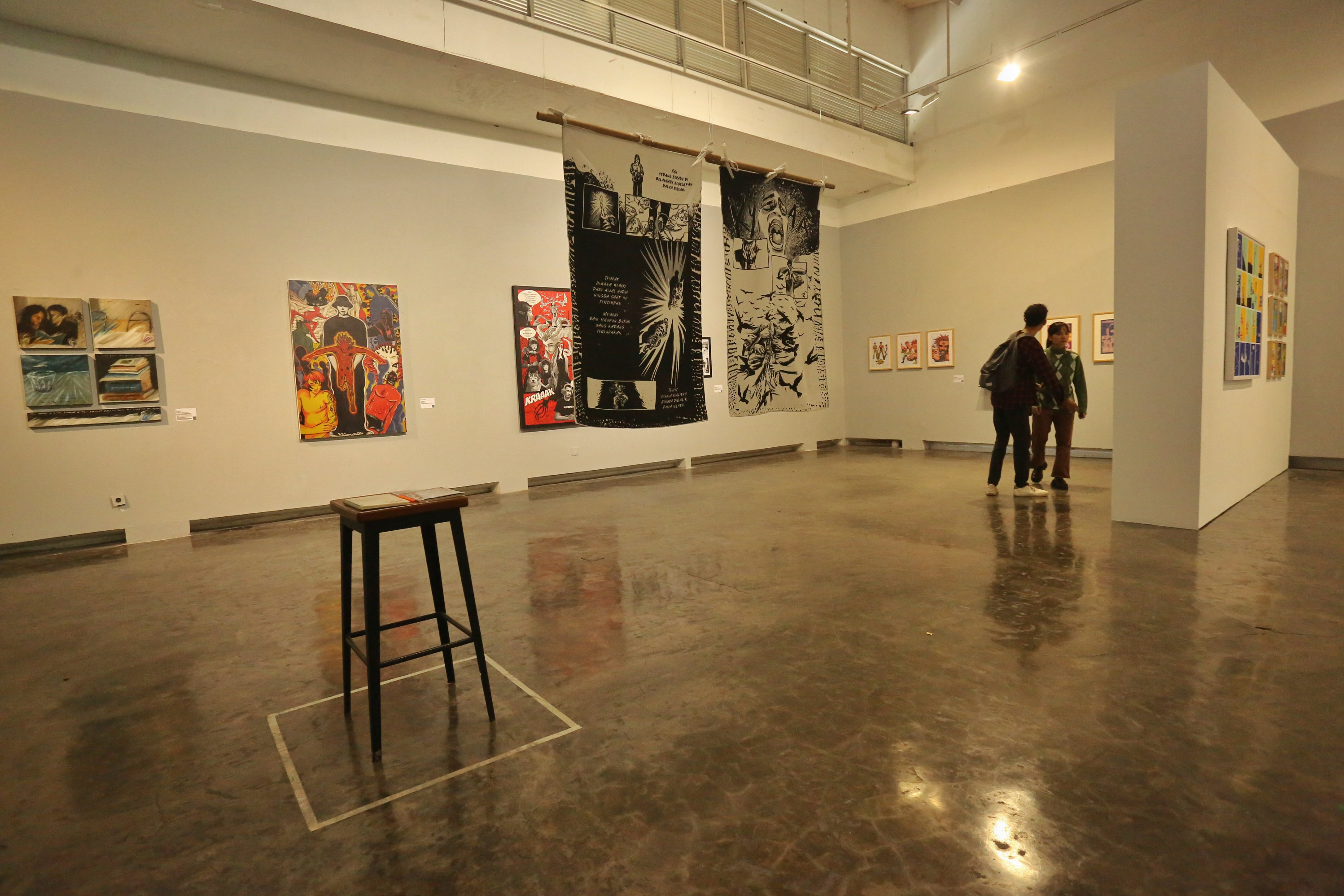 Pekan komik dalam pameran Yogyakarta Komik Weeks 2024 yang diselenggarakan oleh Dinas Kebudayaan Kundha Kabudaya DIY di Langgeng Art Foundation.